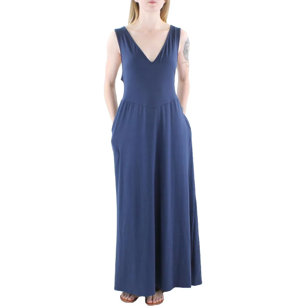 24seven Comfort Apparel Womens Plus Solid V Neck Maxi Dress